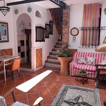Pension Casa Fina Ruiz Almuñécar Extérieur photo