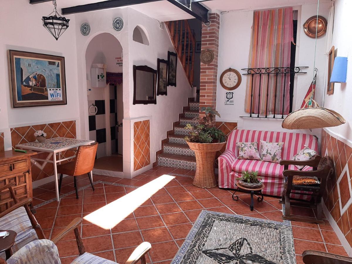 Pension Casa Fina Ruiz Almuñécar Extérieur photo